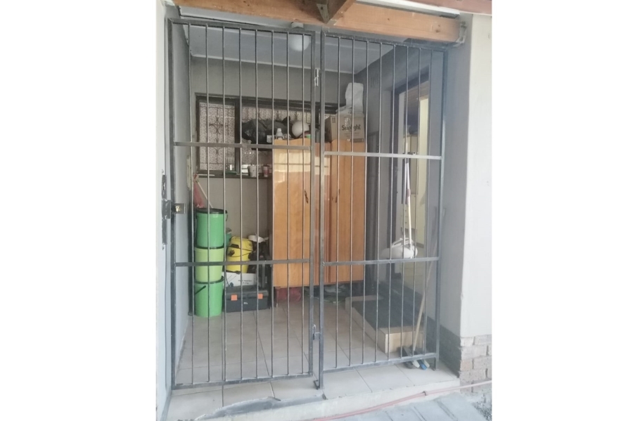 4 Bedroom Property for Sale in Newton Western Cape